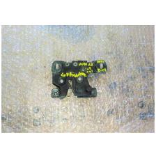 Serratura cofano ant Audi A3 anno 2001 TDI